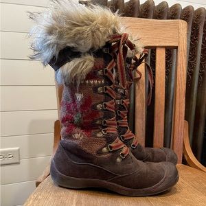 Mukluk boots.  Nice and warm!  Fully lined.